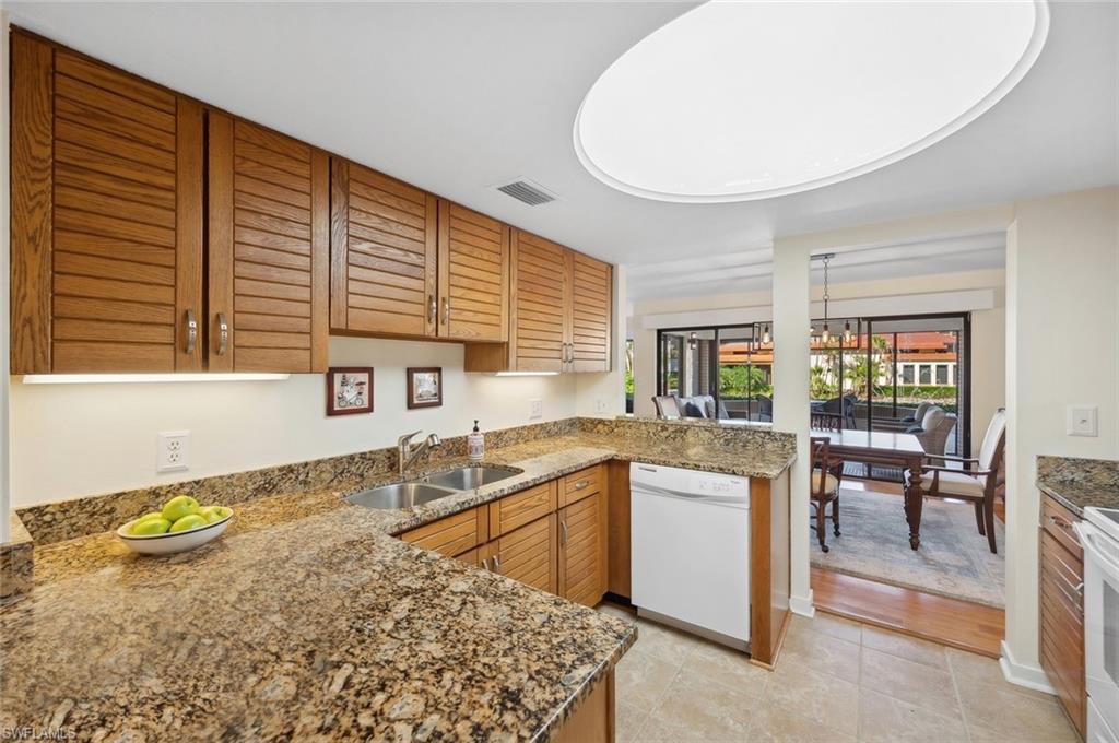 Naples, Florida 34108, United States, 2 Bedrooms Bedrooms, ,2 BathroomsBathrooms,Residential,Active,162294