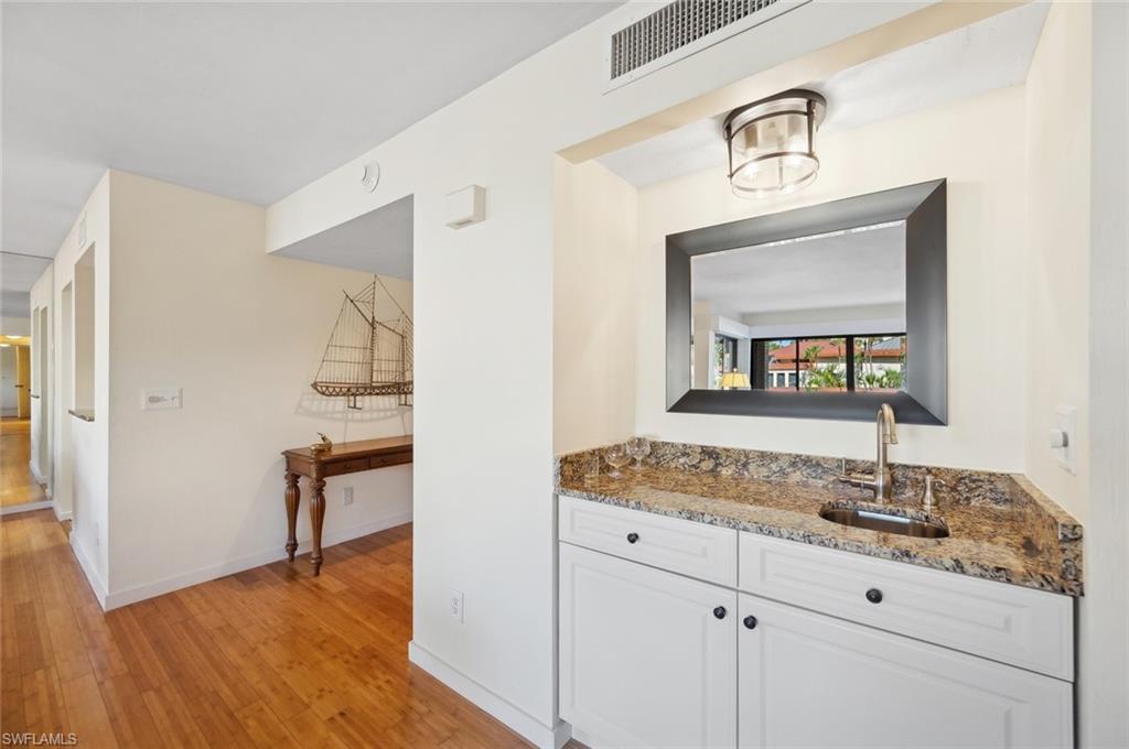 Naples, Florida 34108, United States, 2 Bedrooms Bedrooms, ,2 BathroomsBathrooms,Residential,Active,162294