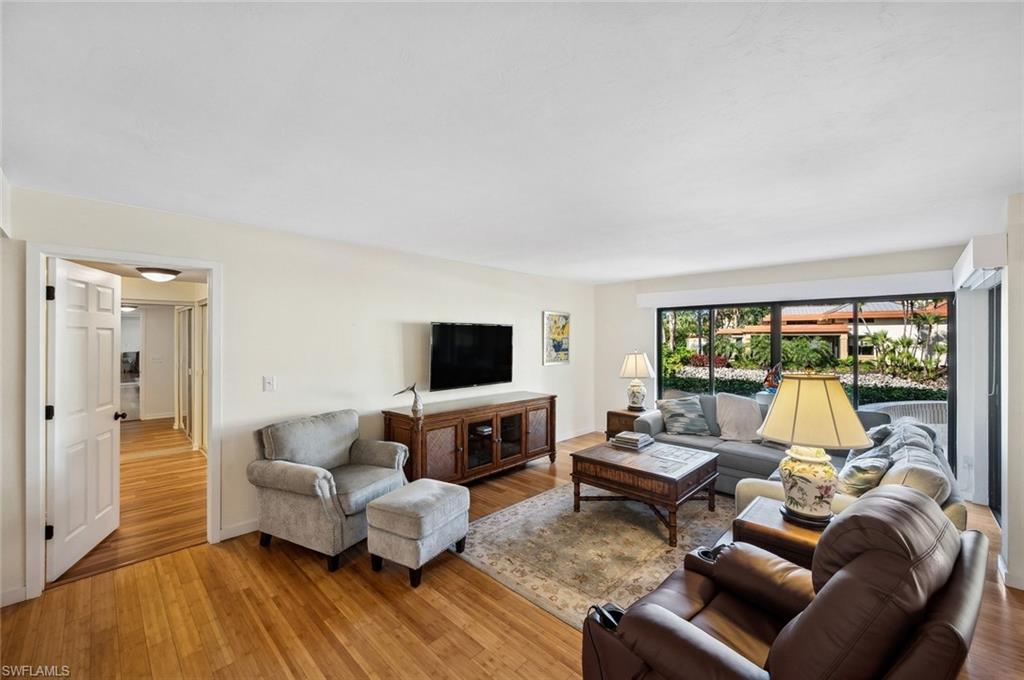 Naples, Florida 34108, United States, 2 Bedrooms Bedrooms, ,2 BathroomsBathrooms,Residential,Active,162294