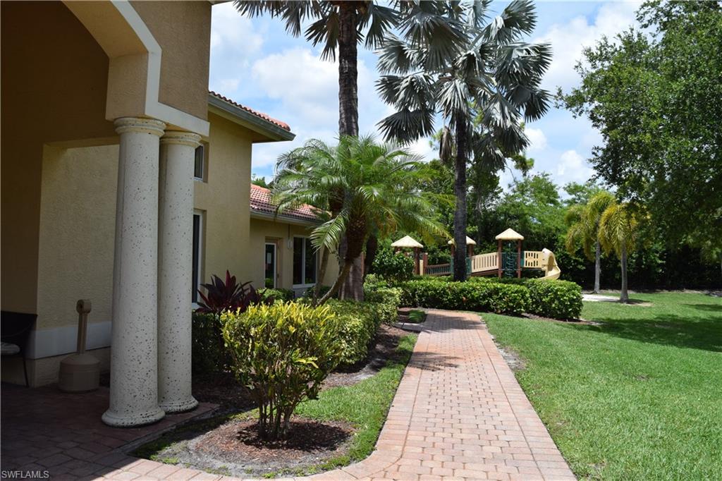 Naples, Florida 34104, United States, 2 Bedrooms Bedrooms, ,2 BathroomsBathrooms,Residential,Active,30993