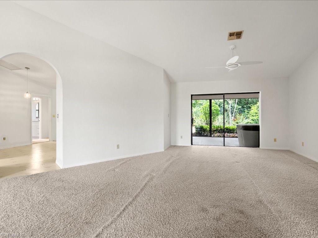 10421 Regent CIR