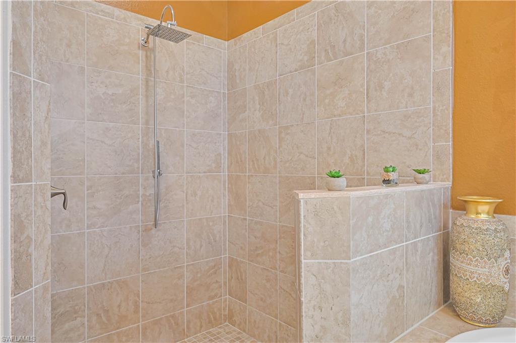 Fort Myers, Florida 33905, United States, 4 Bedrooms Bedrooms, ,2 BathroomsBathrooms,Residential,Active,140543