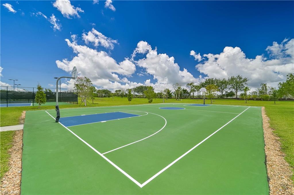 Fort Myers, Florida 33905, United States, 4 Bedrooms Bedrooms, ,2 BathroomsBathrooms,Residential,Active,140543