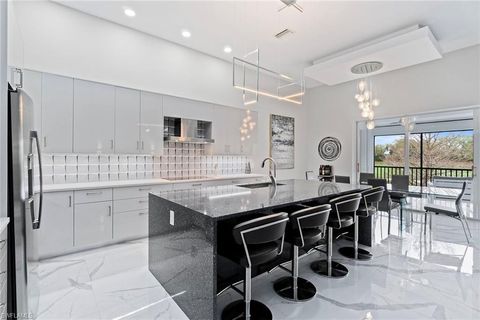 9281 Triana TER 124 FORT MYERS FL 33912