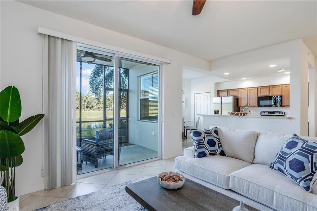 Naples, Florida 34120, United States, 2 Bedrooms Bedrooms, ,2 BathroomsBathrooms,Residential,Active,27918