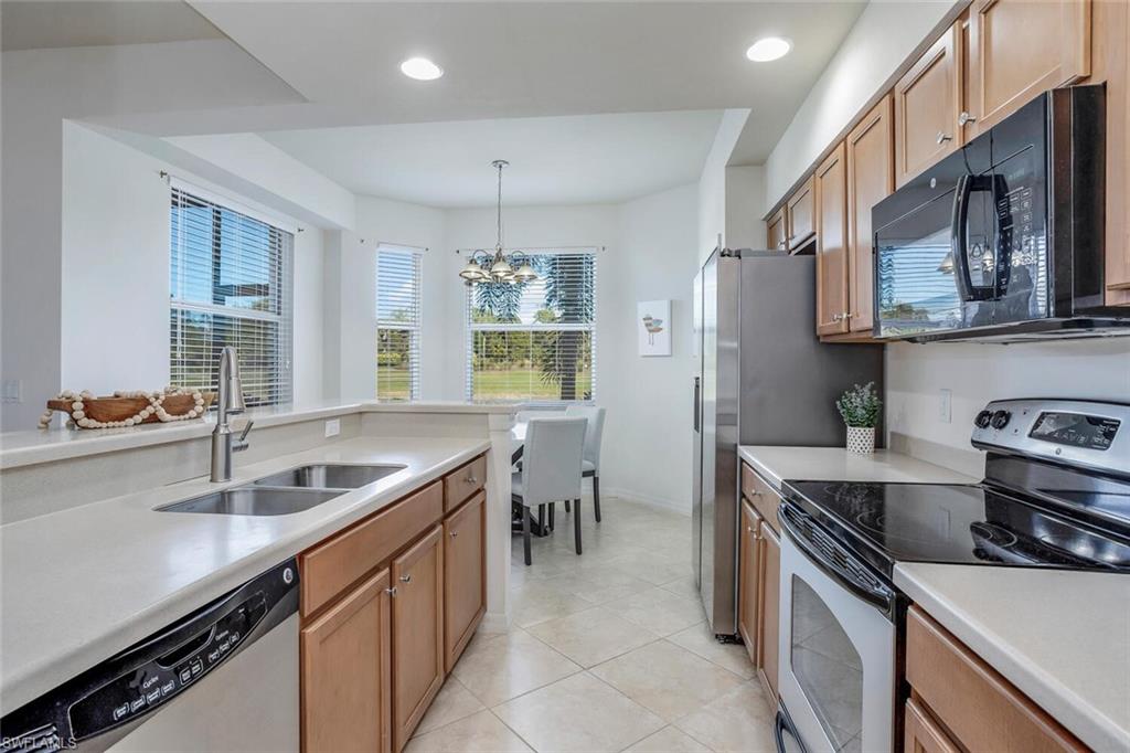 Naples, Florida 34120, United States, 2 Bedrooms Bedrooms, ,2 BathroomsBathrooms,Residential,Active,27918