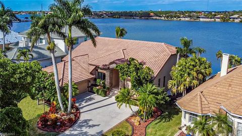 5160 Harborage DR FORT MYERS FL 33908
