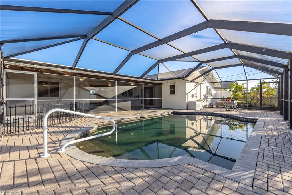 Cape Coral, Florida 33990, United States, 3 Bedrooms Bedrooms, ,2 BathroomsBathrooms,Residential,Active,142409