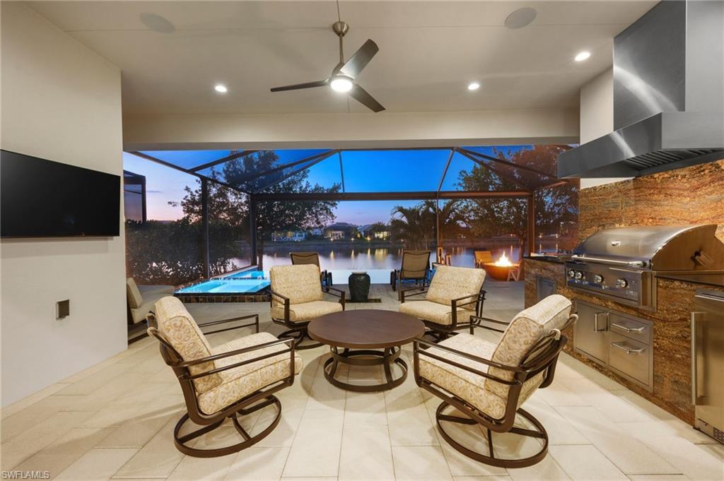 8949 Mustique LN