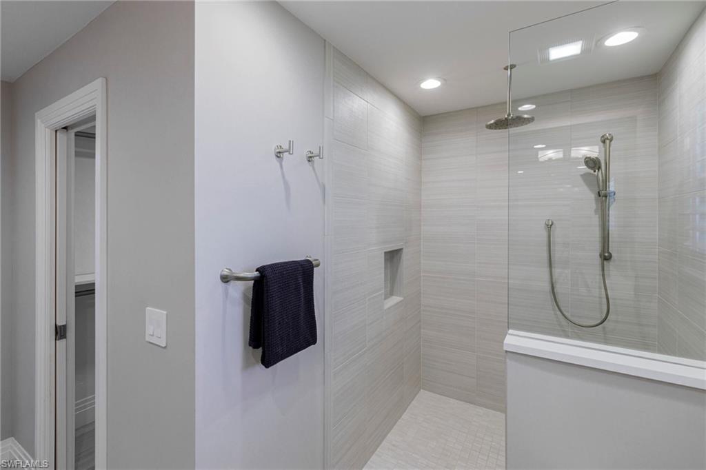 Naples, Florida 34103, United States, 3 Bedrooms Bedrooms, ,4 BathroomsBathrooms,Residential,Active,54946