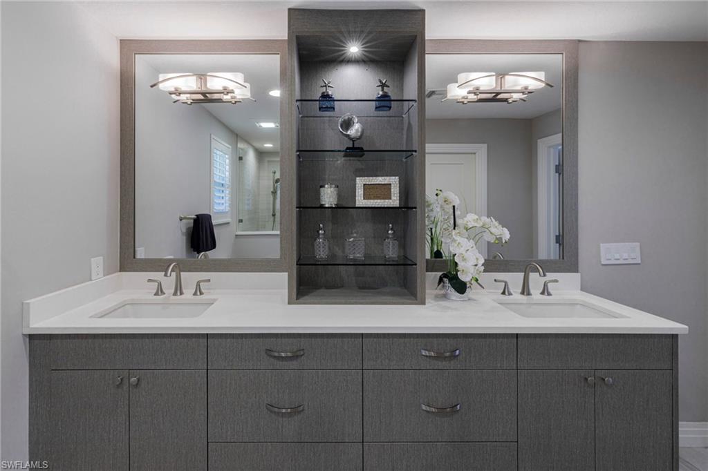 Naples, Florida 34103, United States, 3 Bedrooms Bedrooms, ,4 BathroomsBathrooms,Residential,Active,54946