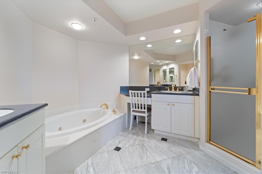 Naples, Florida 34108, United States, 2 Bedrooms Bedrooms, ,2 BathroomsBathrooms,Residential,Active,158777