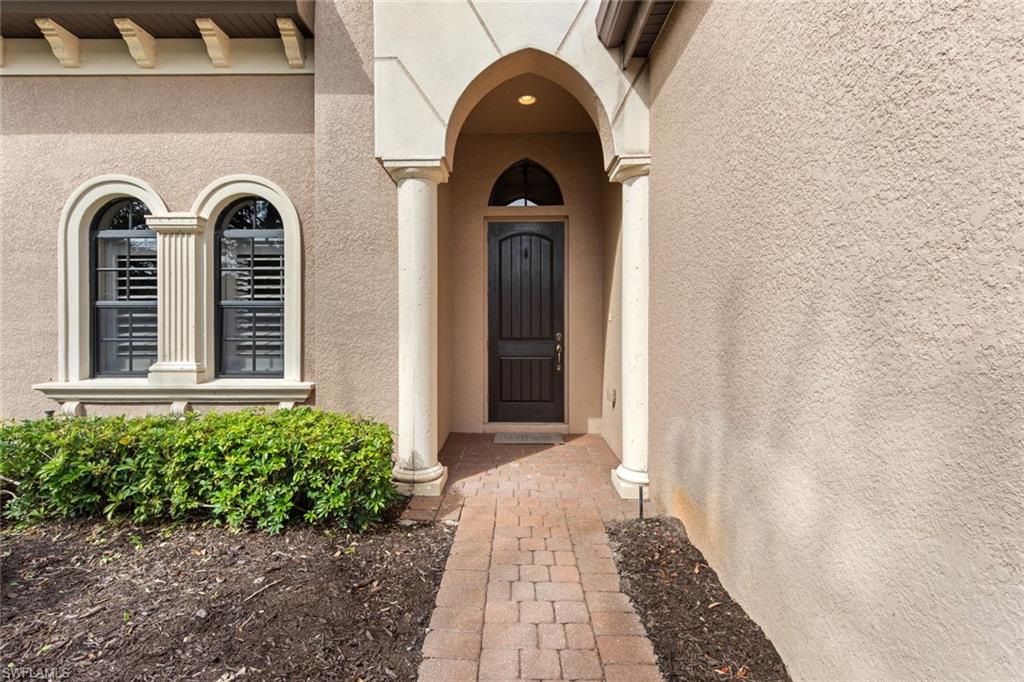 8283 Provencia CT
