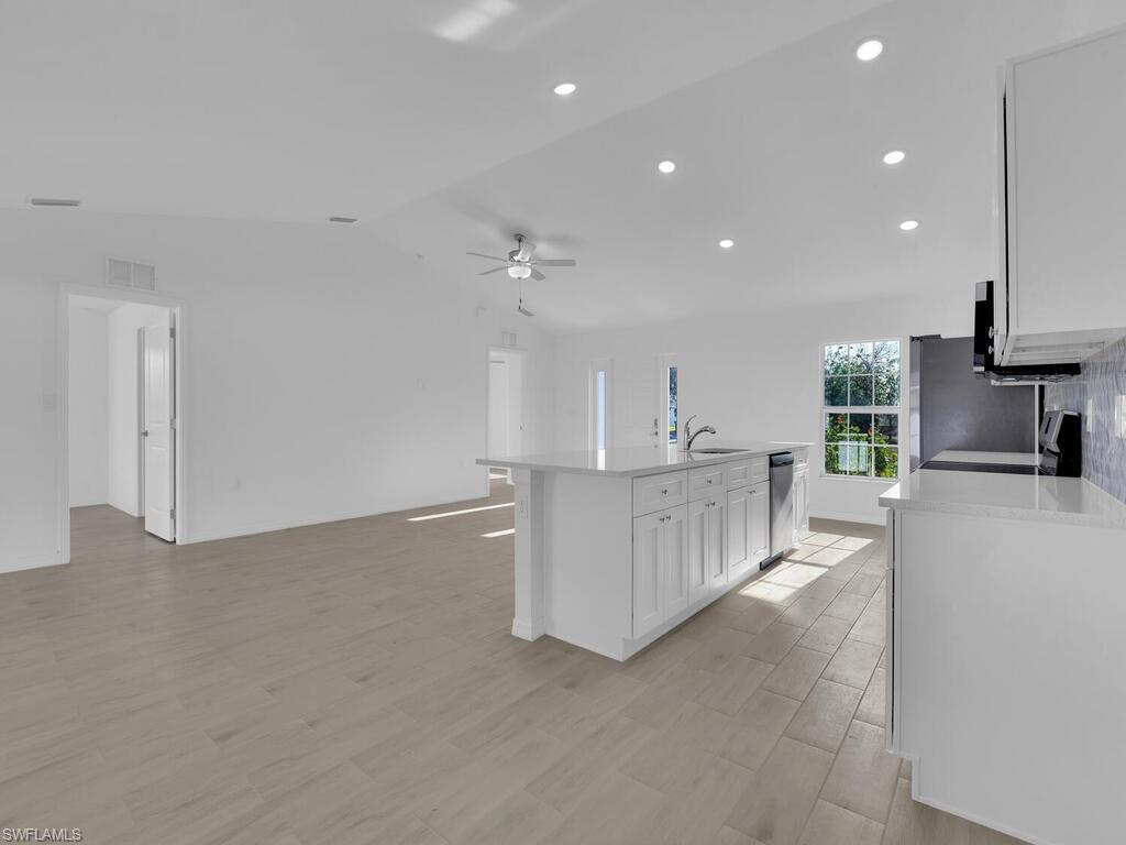 2109 NE 15th TER