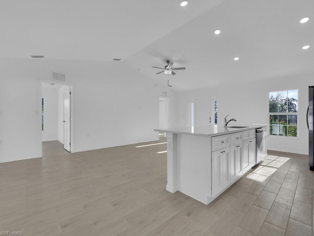 2109 NE 15th TER