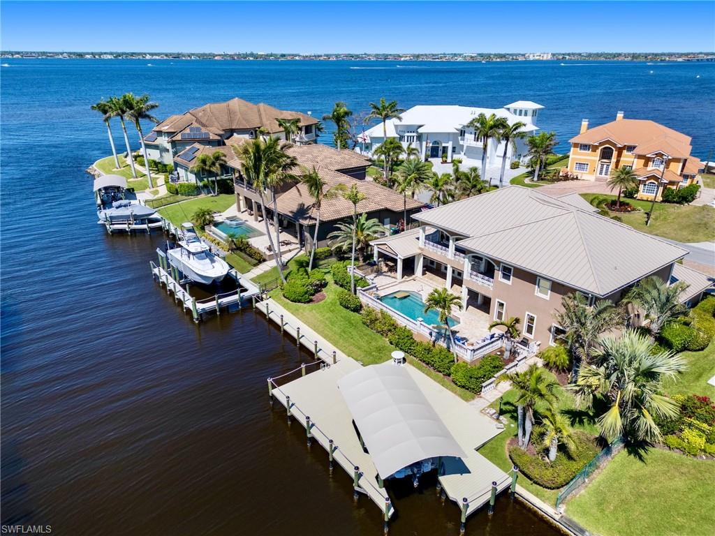 798 Cypress Lake CIR