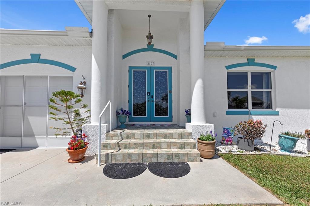 2107 Saint Croix AVE