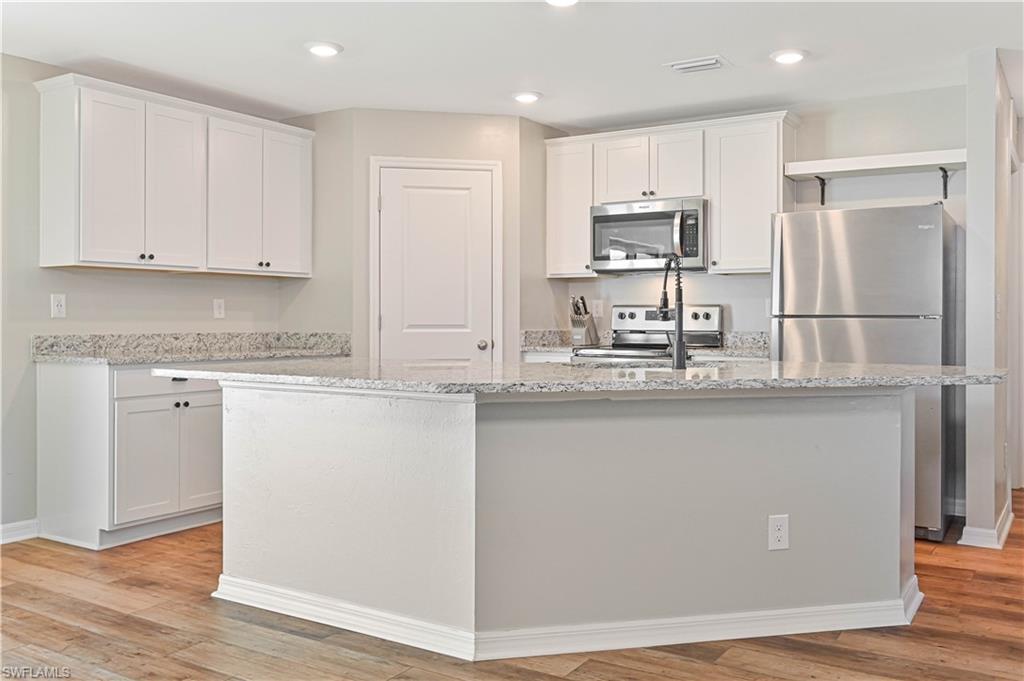 Fort Myers, Florida 33913, United States, 3 Bedrooms Bedrooms, ,2 BathroomsBathrooms,Residential,Active,162345