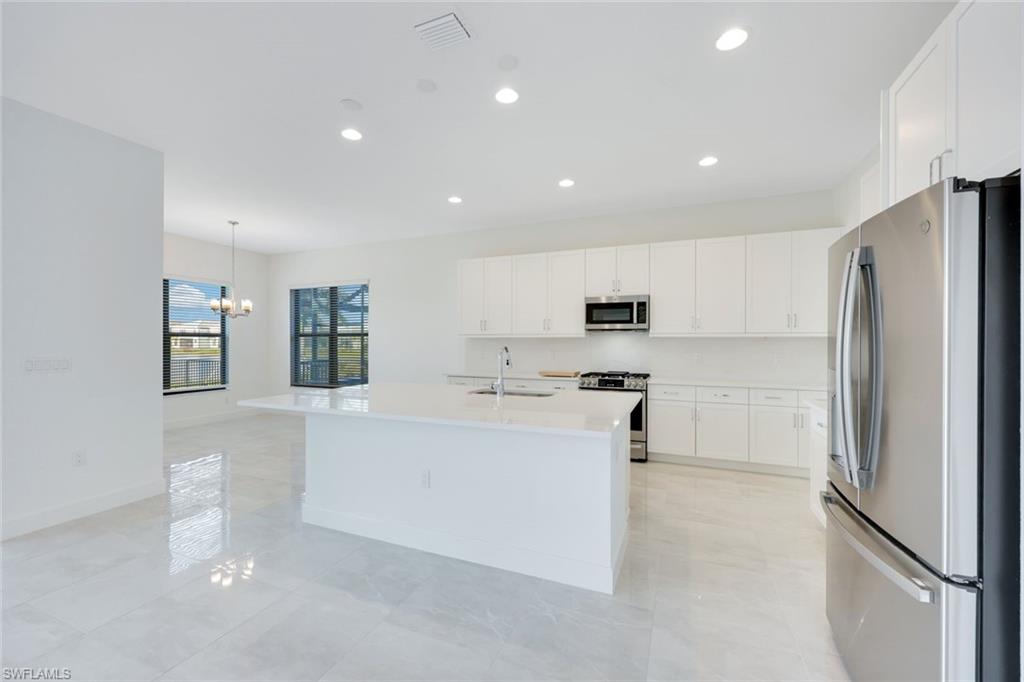 12775 Woodbury DR