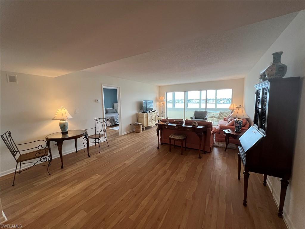 Naples, Florida 34103, United States, 2 Bedrooms Bedrooms, ,2 BathroomsBathrooms,Residential,Active,141320