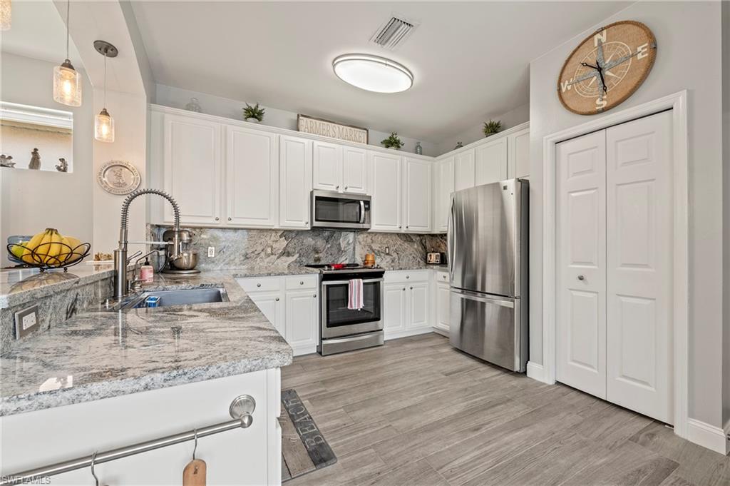 11490 Axis Deer LN
