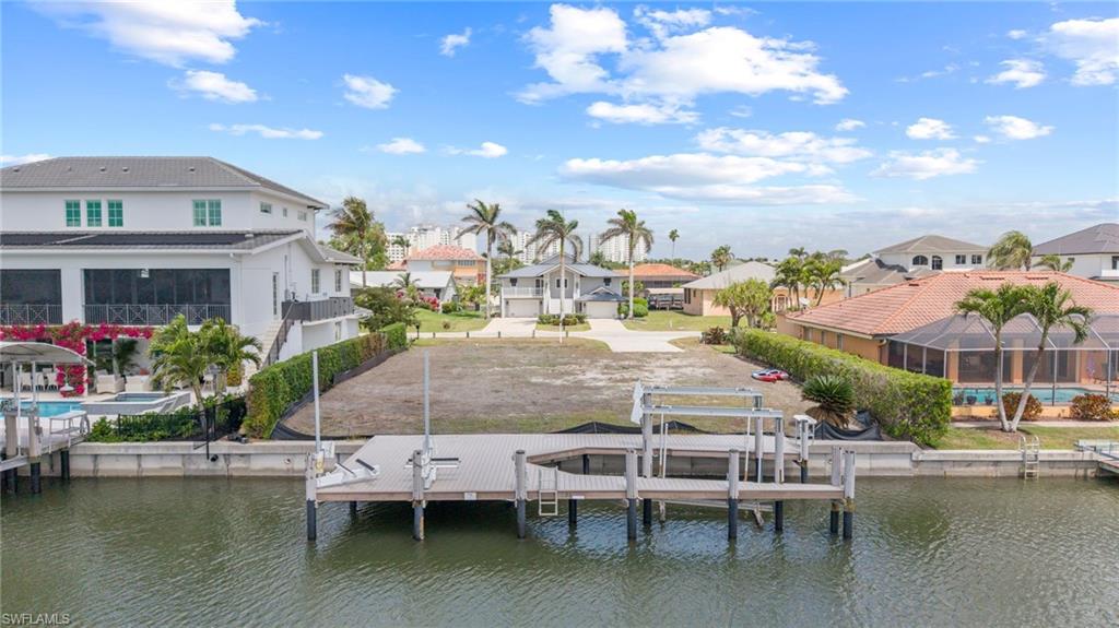 376 HERON AVE