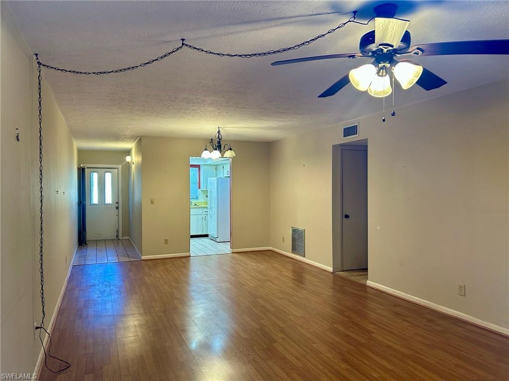 Cape Coral, Florida 33904, United States, 2 Bedrooms Bedrooms, ,2 BathroomsBathrooms,Residential,Active,107609