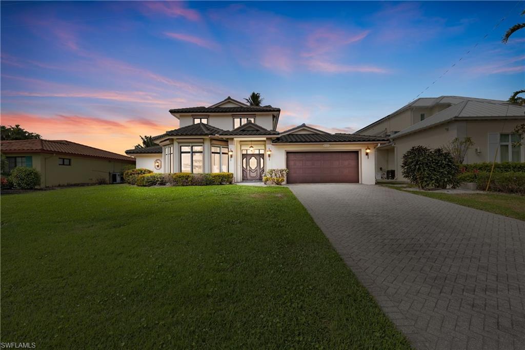 1535 Dolphin LN