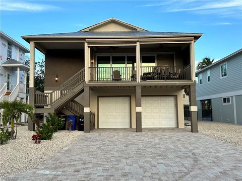 109 Gulfview AVE, Fort Myers Beach, FL 33931 - #: 224008002