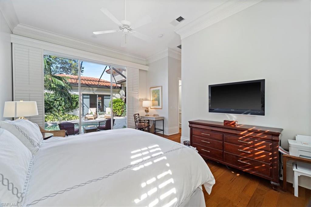 Naples, Florida 34105, United States, 3 Bedrooms Bedrooms, ,3 BathroomsBathrooms,Residential,Contingent,82453