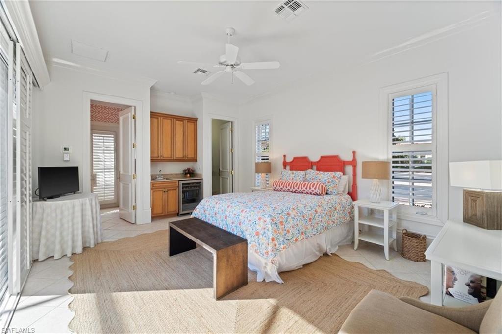 Naples, Florida 34105, United States, 3 Bedrooms Bedrooms, ,3 BathroomsBathrooms,Residential,Contingent,82453