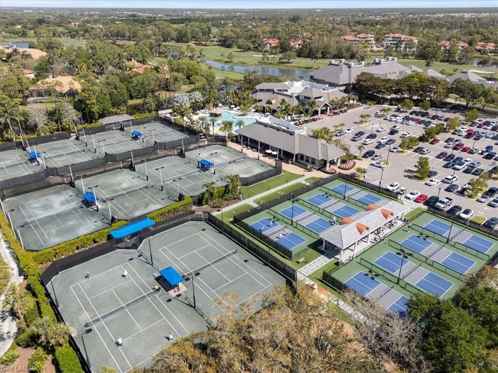 Naples, Florida 34105, United States, 3 Bedrooms Bedrooms, ,3 BathroomsBathrooms,Residential,Contingent,82453