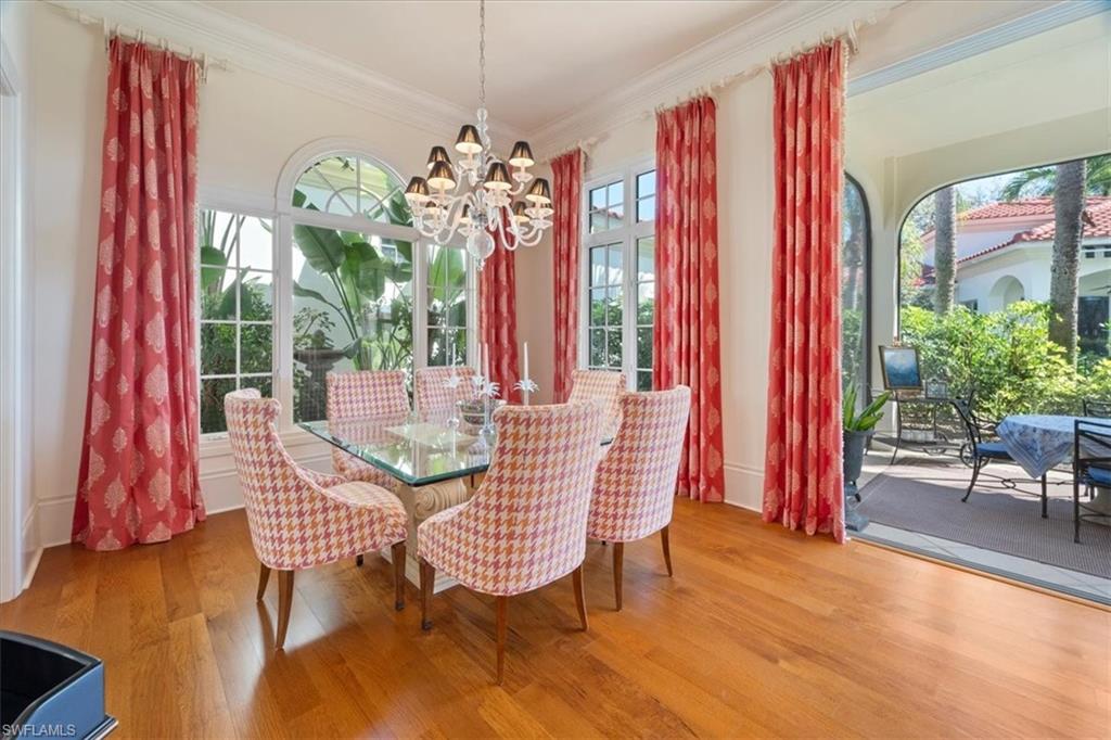 Naples, Florida 34105, United States, 3 Bedrooms Bedrooms, ,3 BathroomsBathrooms,Residential,Contingent,82453