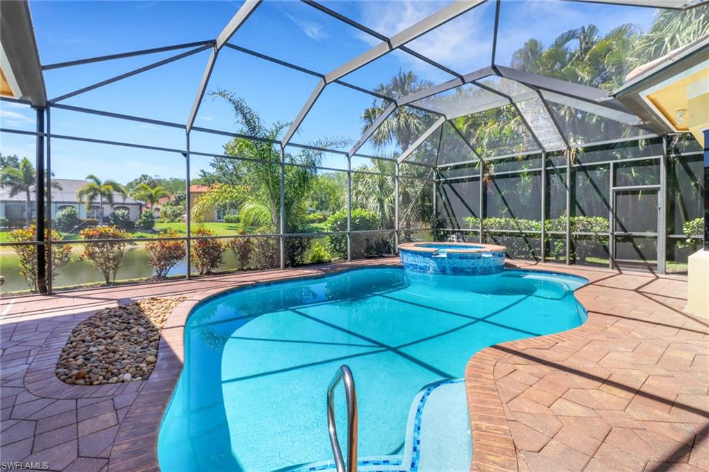 10878 Pond Ridge DR