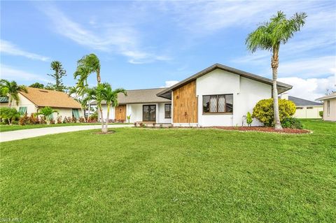 813 SW 52nd ST, Cape Coral, FL 33914 - #: 224041357