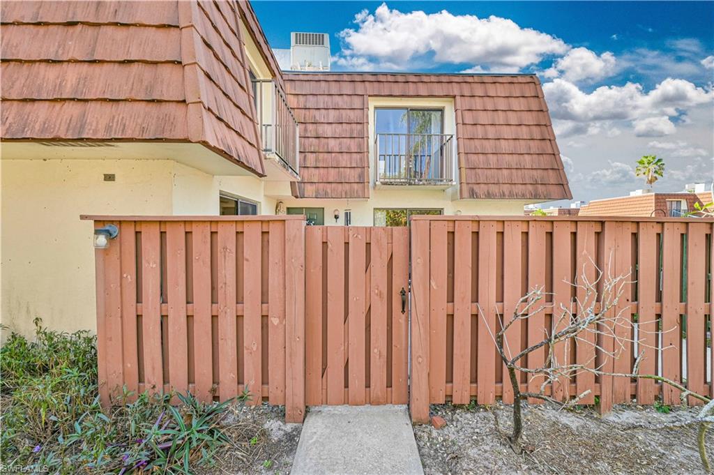 Fort Myers, Florida 33919, United States, 2 Bedrooms Bedrooms, ,2 BathroomsBathrooms,Residential,Active,162979