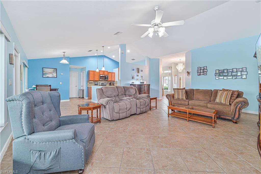 Cape Coral, Florida 33909, United States, 4 Bedrooms Bedrooms, ,2 BathroomsBathrooms,Residential,Active,36710