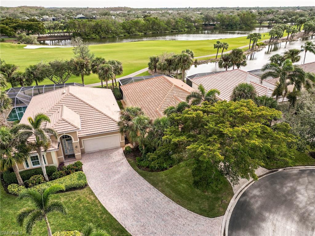 23109 Oakglen LN