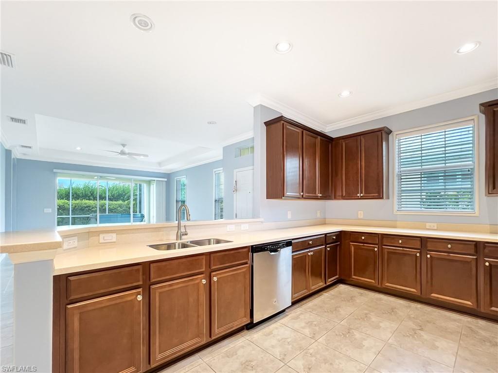 2730 Vareo CT