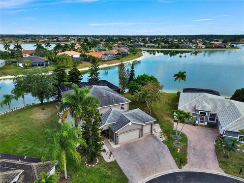 2941 Inlet Cove LN E NAPLES FL 34120