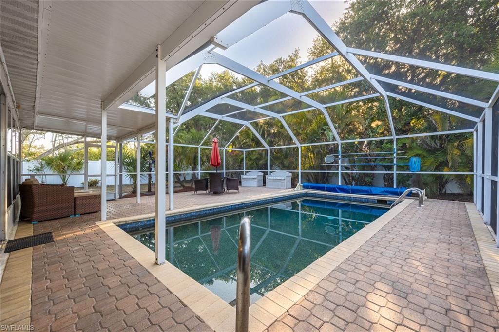 1434 Beacon DR