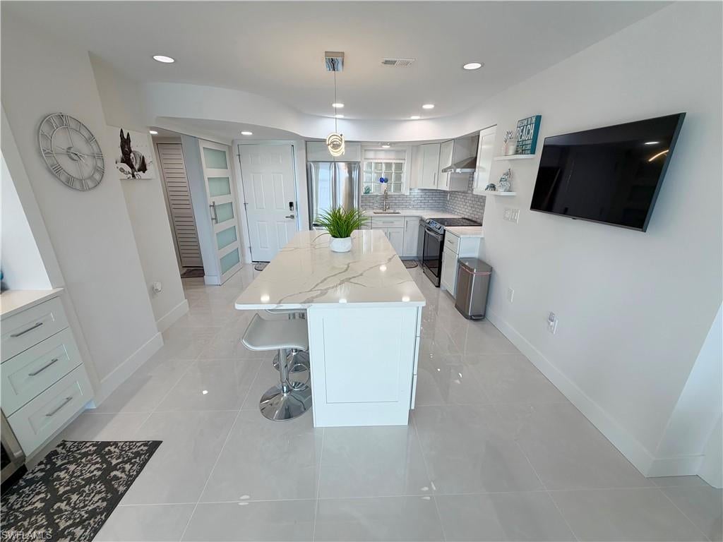 4895 Bonita Beach RD 202