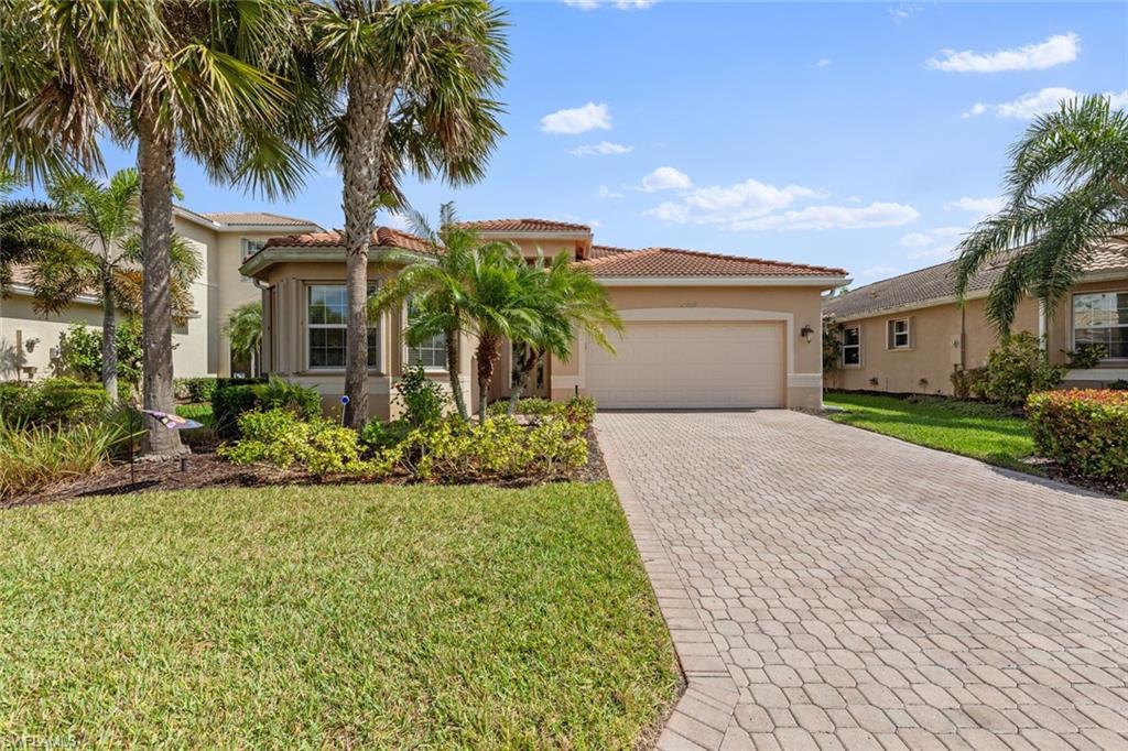 11221 Sparkleberry DR