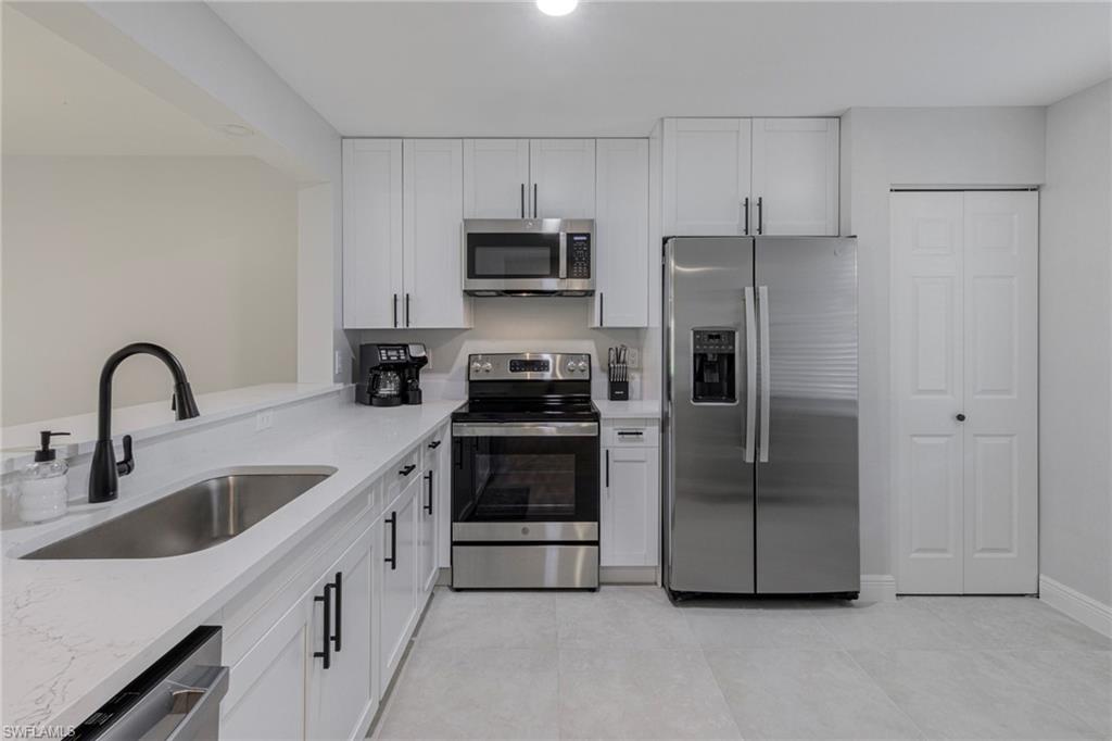 Naples, Florida 34104, United States, 2 Bedrooms Bedrooms, ,2 BathroomsBathrooms,Residential,Active,48633