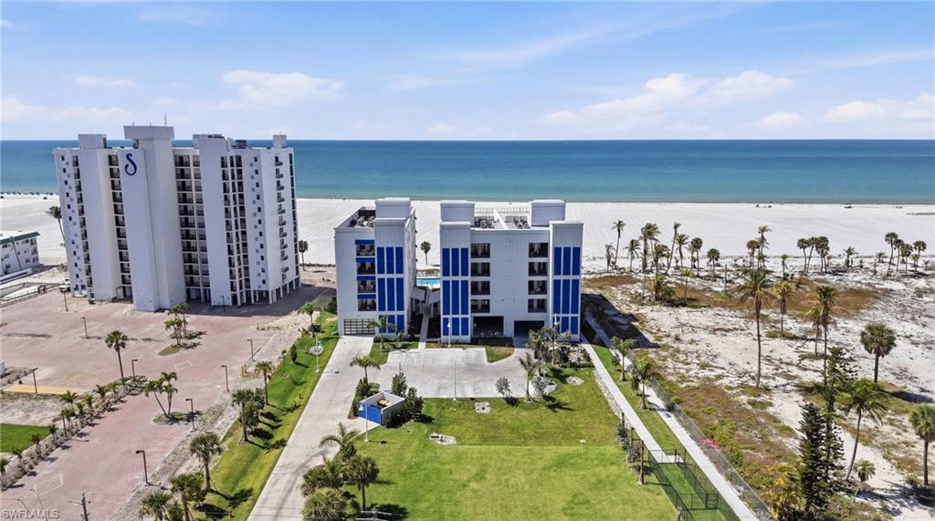 6230 Estero BLVD 402