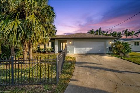 311 Harris CT NORTH FORT MYERS FL 33917