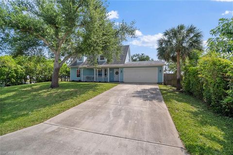 18201 Huckleberry RD FORT MYERS FL 33967