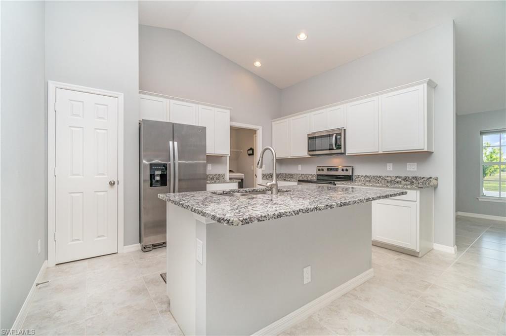 4732 NW 39th AVE