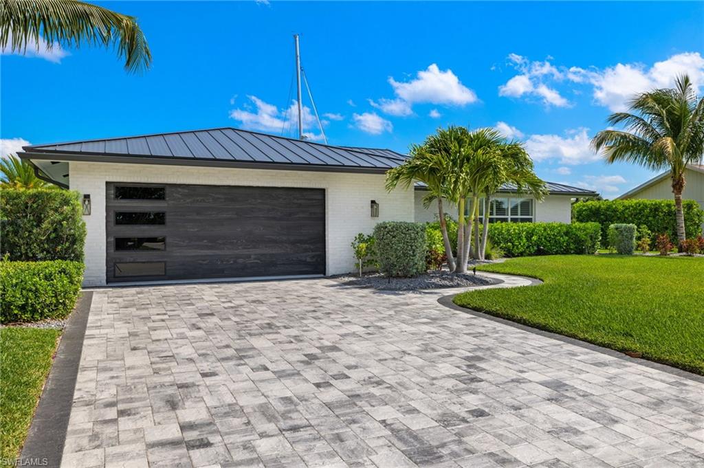 971 S Town And River DR