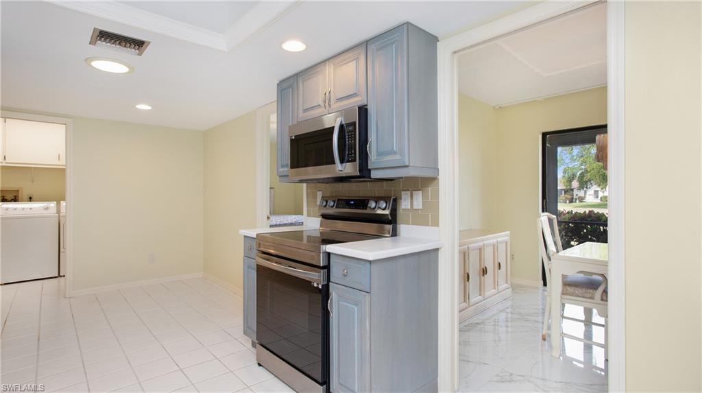 319 Reynolds CT M12